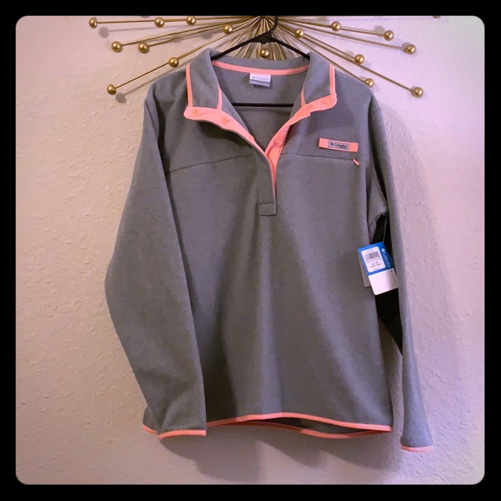 Women’s Columbia Pull Over